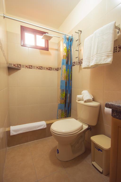 Puerta Sol Inn Manglaralto Екстериор снимка